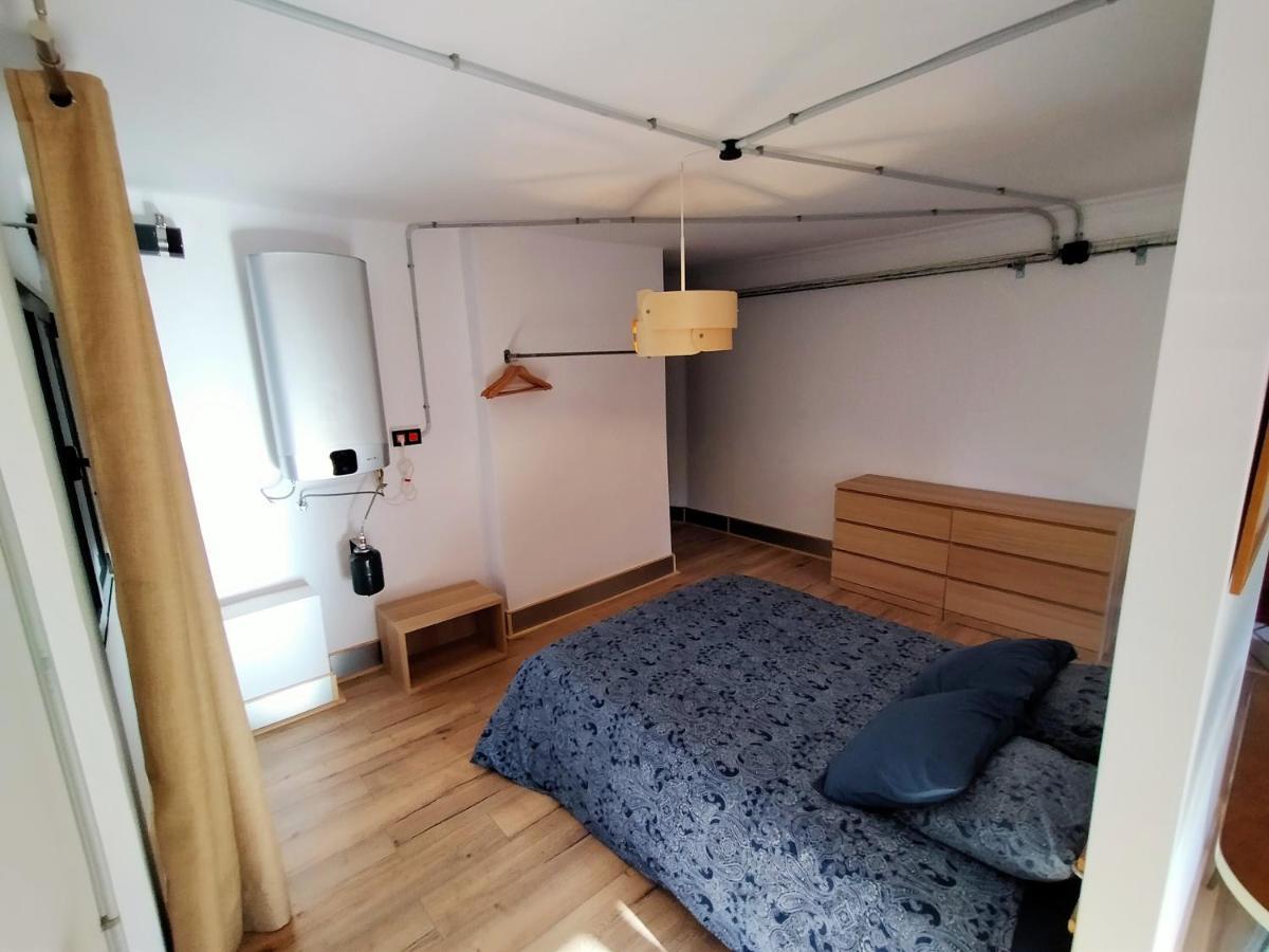 Lotila Flats Mieres Apartment Миерес Екстериор снимка